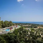 Casa Laura - Sky Lounge Villa Svoronata